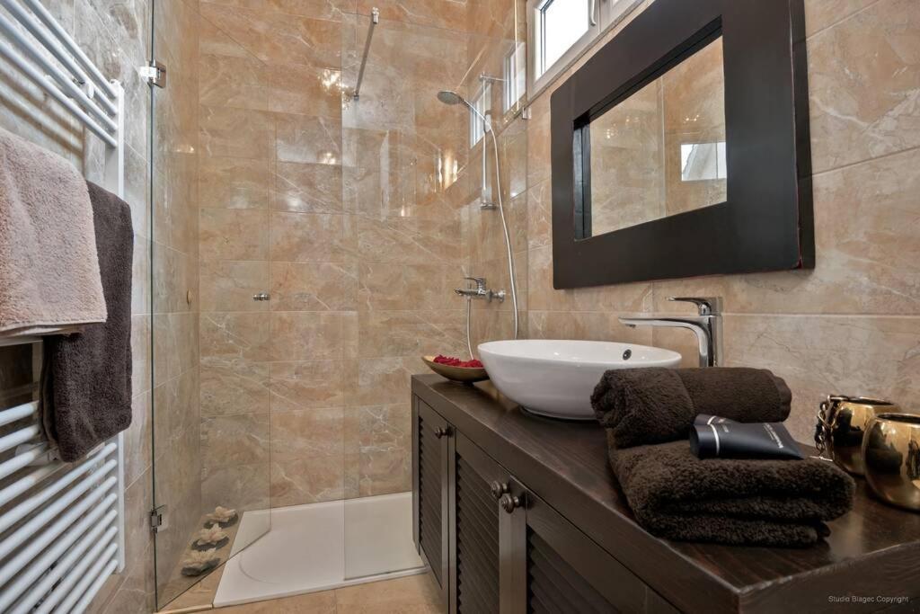 Ensidia Luxury Suite Split Kültér fotó